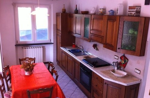 Cinquale Apartment | Beautiful, well-cared-for villa, semi detached, on two floors for 6 persons, terrace for meals outsi