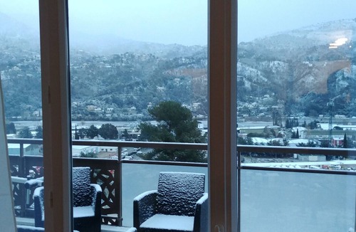 Carros House | beautiful 3 rooms - Between swimming pool and mountain