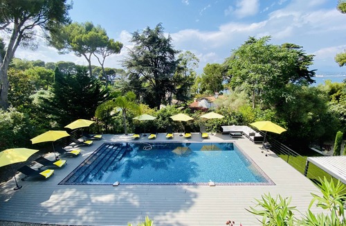Cap-d'Antibes Villa | Beautiful 5 bedroom, 4 bathroom villa on Cap D’Antibes with direct sea view