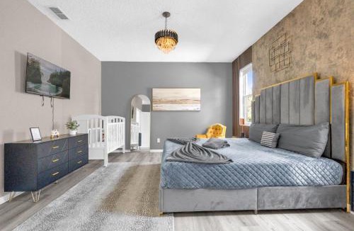 Indian Point House | Beautiful 5BR 4 baths Themed home near Disney and Universal, Private Pool, Gameroom, baby Crib and more