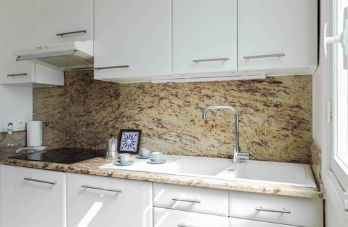 Nice City Centre Apartment | Beautiful 5th floor Apartment with sea view,