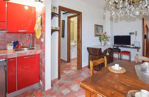 Montescudaio Apartment | Beautiful apartment in Montescudaio with WiFi