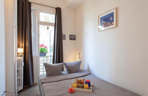 Gambetta Apartment | BEAUTIFUL apartment , beach 3 min walk , free parking, near Negresco