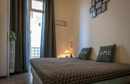Gambetta Apartment | BEAUTIFUL apartment , beach 3 min walk , free parking, near Negresco