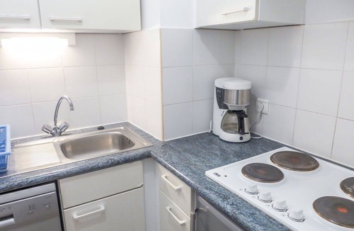 Frejus Port Apartment | Beautiful apartment for 4 people with WIFI, TV and terrace