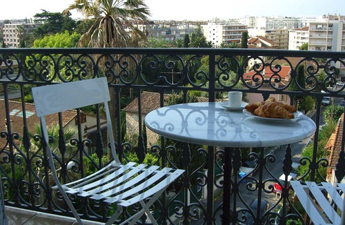California - Pezou Apartment | Beautiful apartment in Cannes in superb location
