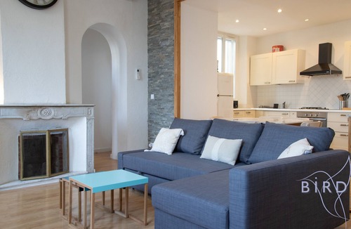 Antibes Old Town Apartment | Beautiful apartment Place Nationale in Antibes old town