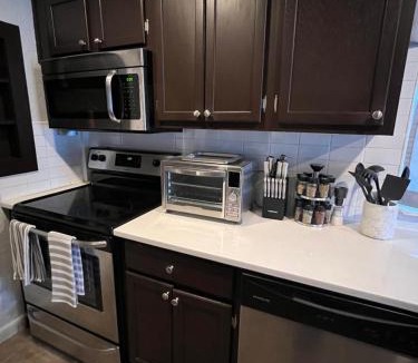 College Park House | Beautiful Bungalow