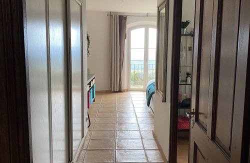 Tourrettes-sur-Loup Villa | Beautiful family friendly Villa with Stunning Seaviews from all rooms