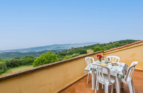 Castellina Marittima Apartment | Beautiful apartment for 17 guests with A/C, WIFI, pool, TV, patio, pets allowed and panoramic view