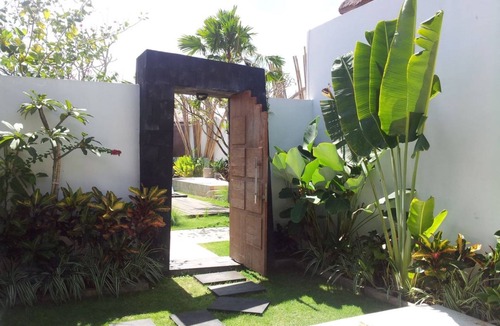 Sunset Road Villa | Beautiful private pool, villa near Seminyak