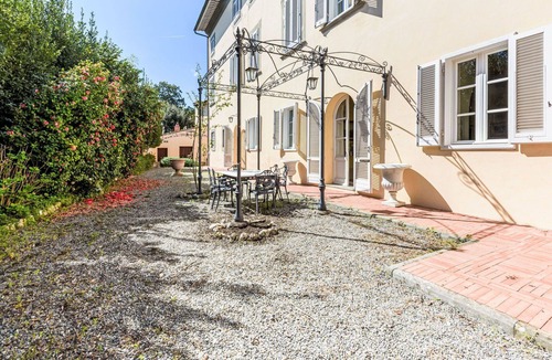 San Giovanni alla Vena Villa | Beautiful private villa for 16 people with WIFI and TV