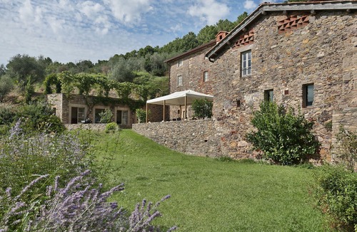 Vorno Villa | Beautiful private villa with A/C, private pool, WIFI, TV, terrace and panoramic view, close to L.