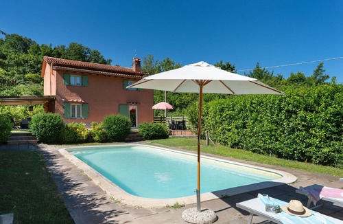 Scarperia Villa | Beautiful private villa for 6 people with private pool, WIFI, A/C, TV, patio and panoramic view
