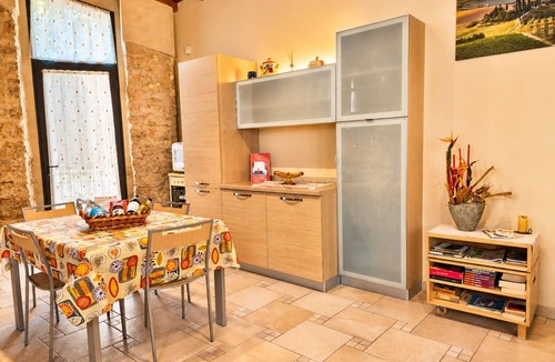 Asciano Villa | Beautiful private villa for 4 people with WIFI, A/C, pool, TV and terrace