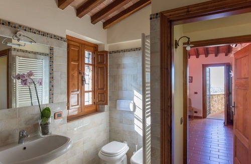 Santa Lucia Villa | Beautiful private villa for 4 people with A/C, TV and patio