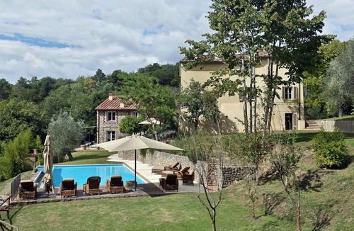 Villabuona Villa | Beautiful private villa with WIFI, private pool, A/C, TV, patio and panoramic view, close to Lucca