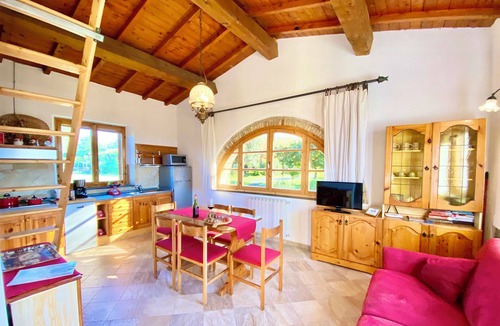 Santa Luce Villa | Beautiful Tuscan Villa surrounded by greenery between sea and hills