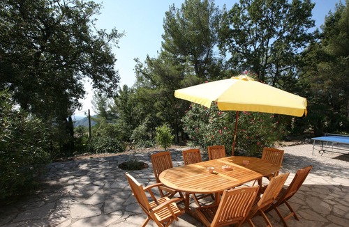 Tourrettes-sur-Loup House | Beautiful Villa 10 people - Swimming pool - Large garden - Very quiet