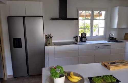 Chateauneuf-Grasse Villa | Beautiful villa, 5 ensuite bedrooms with AC, private, open views, near village