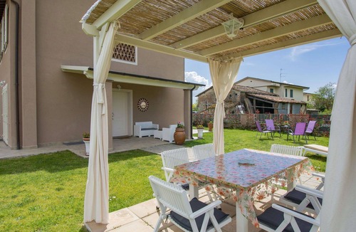 Cascine-La Croce House | Beautiful villa for 6 people with WIFI, A/C, TV, patio and pets allowed