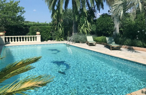 Antibes Villa | BEAUTIFUL VILLA IN ANTIBES WITH SEA VIEW, LARGE POOL AND GARDEN