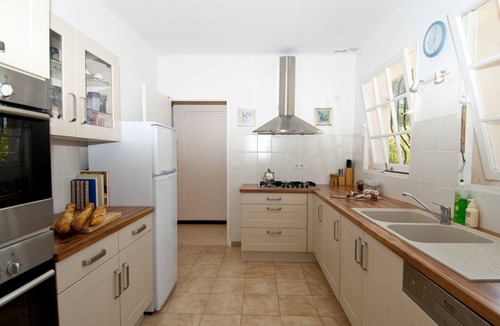 Boulouris-sur-Mer Villa | Beautiful Villa With Private Pool Set In Mature Gardens