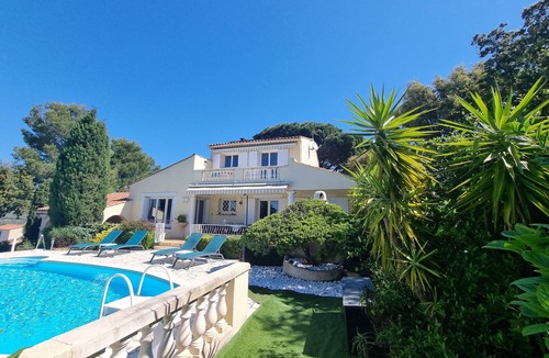 Sainte-Maxime Villa | Beautiful Villa with sea view golf St tropez large garden and swimming pool