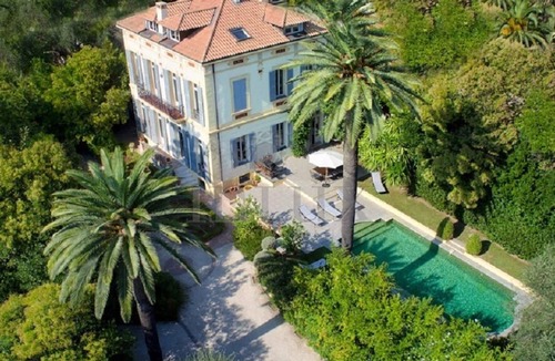 Prado - Republique House | Belle Epoque Villa Cannes - Pool & Garden - Walk to Beaches & Shops