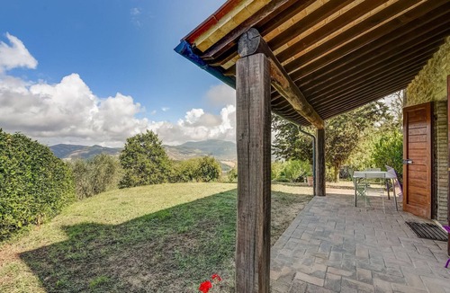 Celle sul Rigo Villa | Belvilla by OYO Typical country house with pool