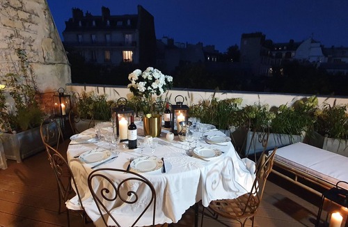 Quartier de l'Ecole-Militaire House | Between St Germain & Eiffel Tower house terrace view AC 8 bedroom fully serviced
