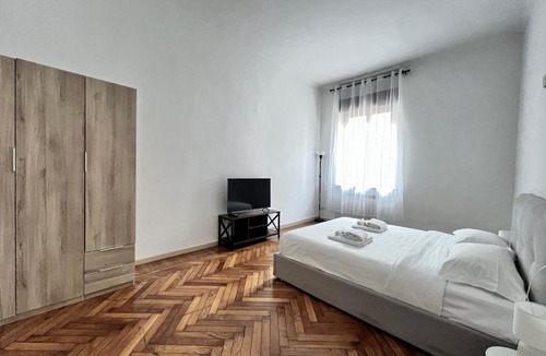 Acquabella Apartment | BIG Flat Goldoni - Duomo M4 Linate