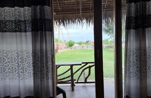 Katiet Villa | Bintang Left Homestay Mentawai
