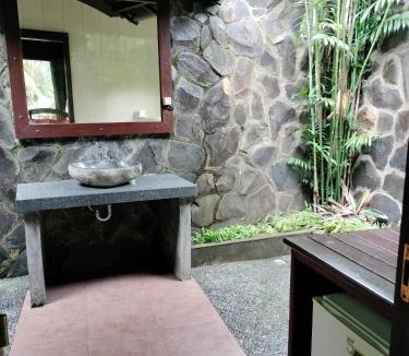 Munduk Hotel | BINTANG MUNDUK