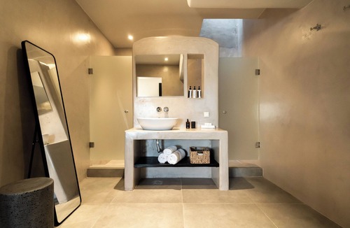 Akrotiri House | Black Diamond Suites - Adults Only