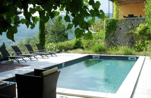 Grasse Villa | Blissful Villa in Grasse with Private Swimming Pool