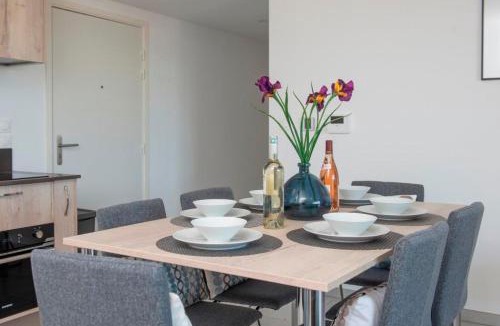 Saint Antoine Apartment | Blue Pearl A008