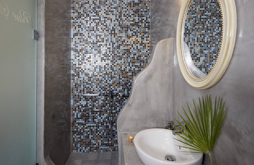 Kamari Hotel | Blue Sea Hotel