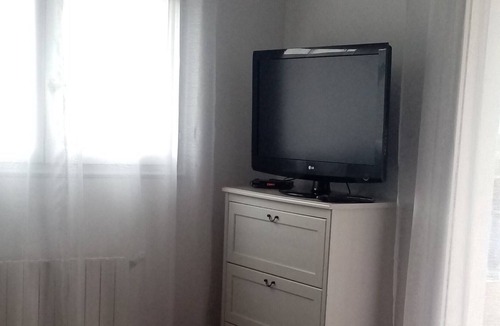 Contes House | blue shutters Homestay rooms with private access