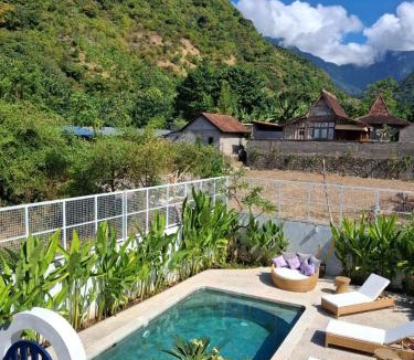 Amed House | Bnaya Villas Riverside