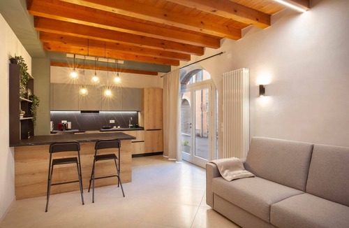 Calmasino Apartment | Bohemia Apartment
