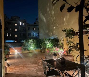 San Lorenzo Apartment | BoHo Studio & Terrace