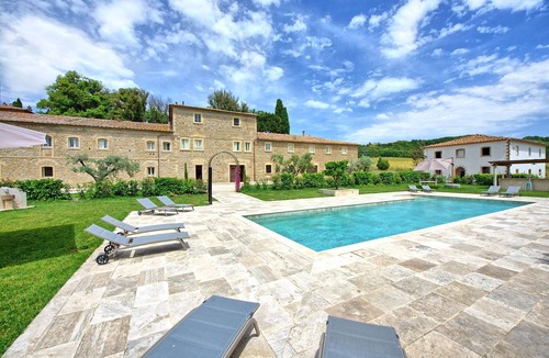 Volterra Villa | Borgo Ariano 5 – Apartment with pool