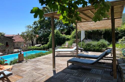 Arlia House | Borgo di Quarazzana holiday house with pool for groups Tuscany