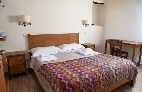 Baselice Bed & Breakfast | Borgo Sciugolo - Camera Orchidea