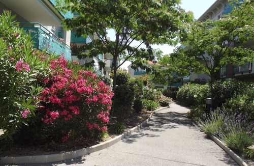 Boulouris-sur-Mer Apartment | BOULOURIS SUR MER. Beautiful T2. Very quiet. 3 swimming pools. High standing.