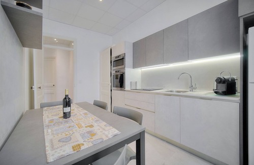 Le Suquet Apartment | Brand New 2 Bedroom Apartment Forville - Wi Fi