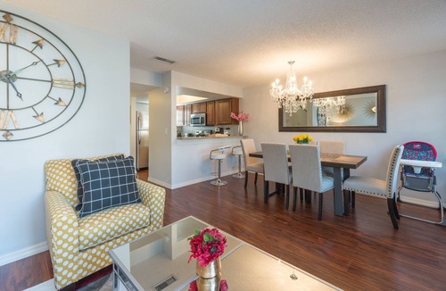 Kissimmee House | BreathTaking! Fantasy World Newly Renovated Near Disney 2+2 5 STAR UNIT!