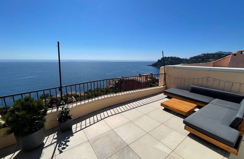 Theoule-Superieur Apartment | Breathtaking, Quiet, Private Penthouse near Cannes