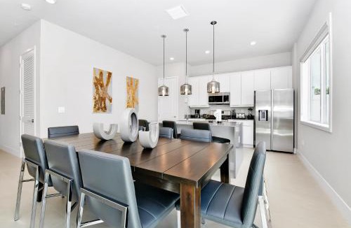 Reunion Apartment | Breezy Condo Near Disney With Resort & Waterpark Access - B49-115